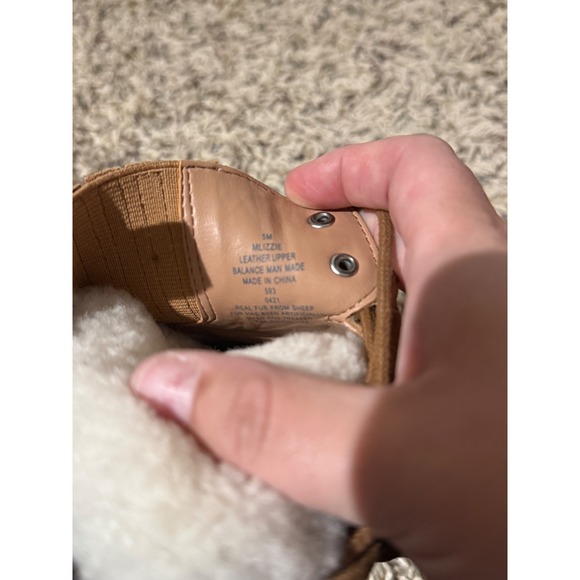 Marc Fisher LTD Mizzlie Leather Fur Lined Lace Up Combat Boots Women's 5M - Picture 6 of 6